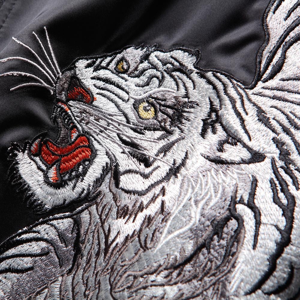 Koisea Roaring Tiger Sukajan Souvenir Jacket 2XL / Black